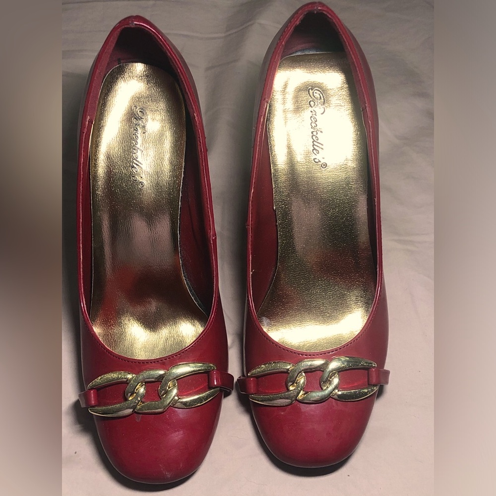 4” bright red pumps with gold accents